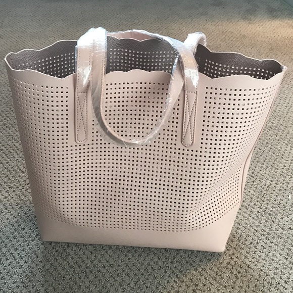 Neiman Marcus Handbags - Neiman Marcus Perforated Leather Scallop Pink Tote